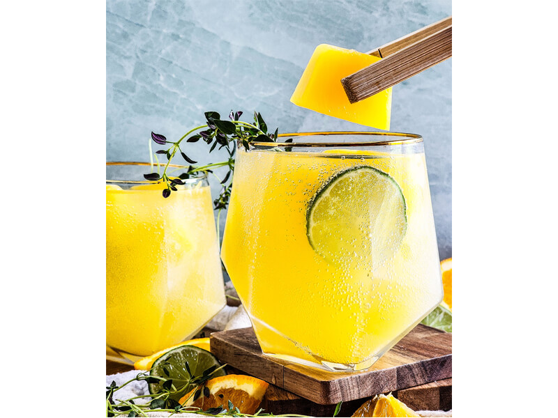 Sparkling Orange Thyme Mocktail